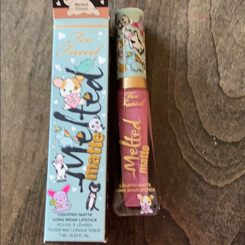 Too faced lipstick